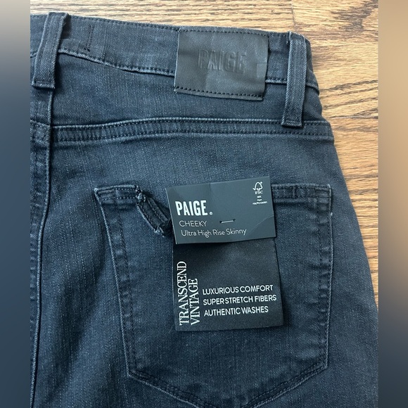 PAIGE Cheeky Ultra High Rise Distressed Skinny Black Jeans Size 28 NWT - Picture 8 of 8
